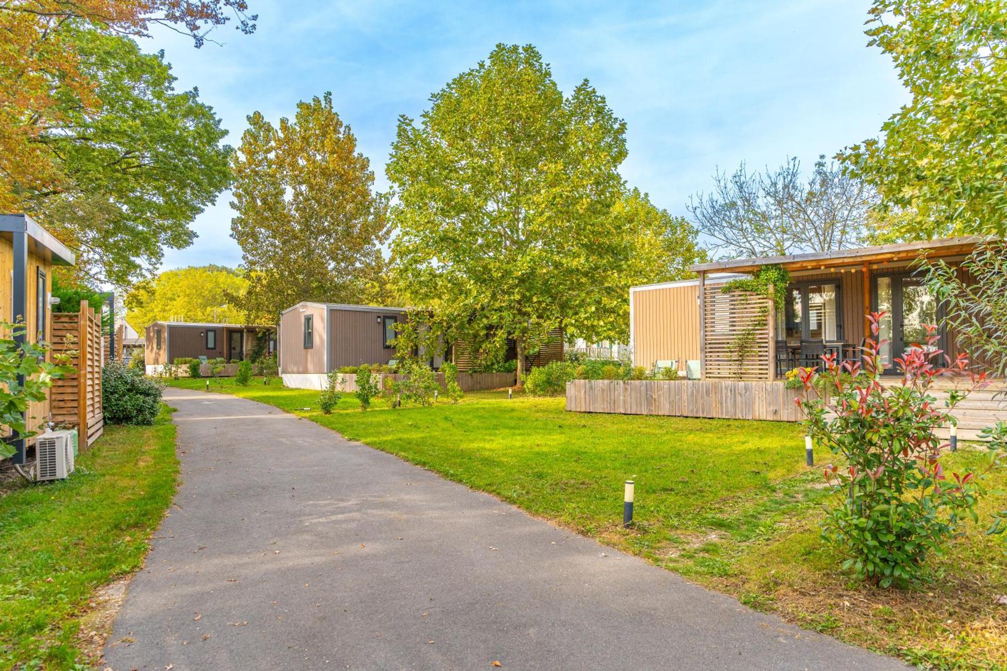Villevaudé Camping Le Parc De Paris מראה חיצוני תמונה