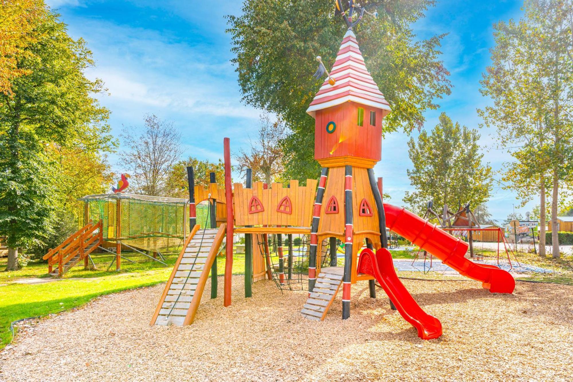 Villevaudé Camping Le Parc De Paris מראה חיצוני תמונה